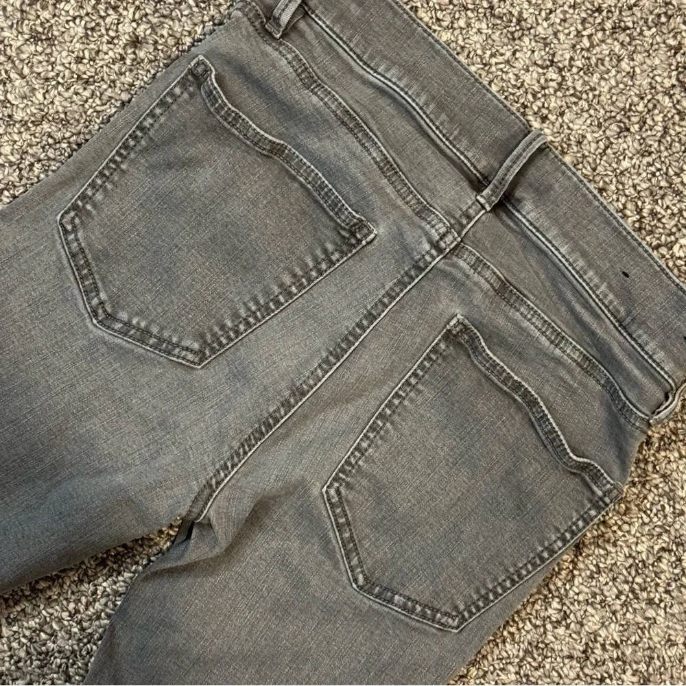 Ann Taylor Gray Skinny Jeans - Modern Slim Fit - Picture 7 of 7